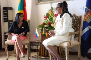 Delcy Rodríguez visita Granada para reforzar la cooperación bilateral con el Caribe